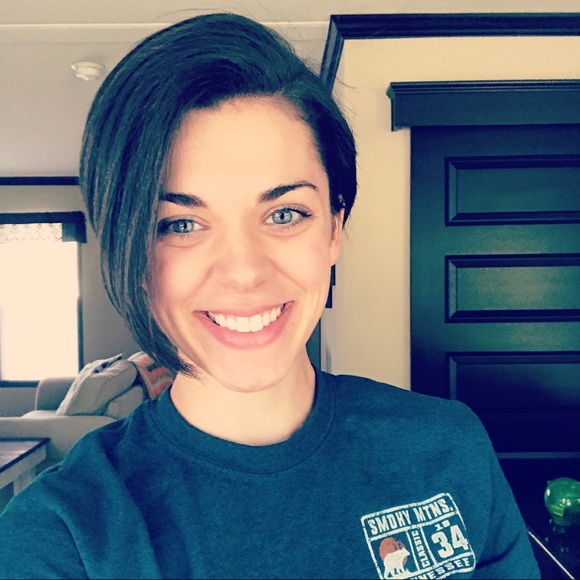 Meet your Posher, Chey - Picture 1 of 1